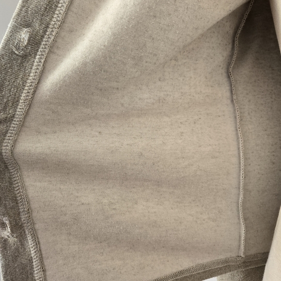 7 FOR ALL MANKIND Women's Puff Sleeve VNeck Creamy Grey Cardigan Sweater. Size S - Picture 5 of 12